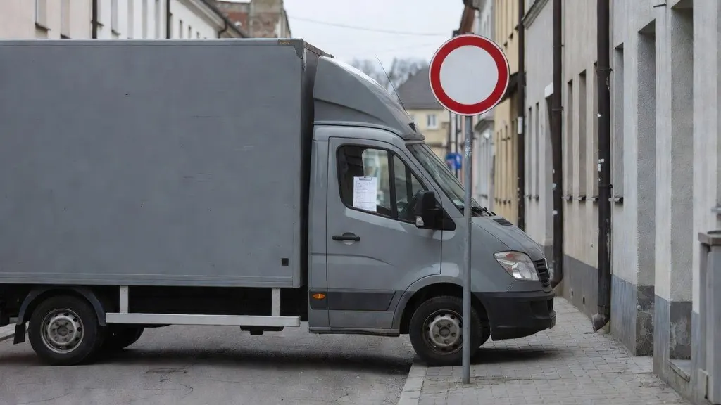 Mandat za wjazd pod zakaz tonażowy – kara i punkty karne